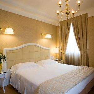 Habitación Estándar con Cama King